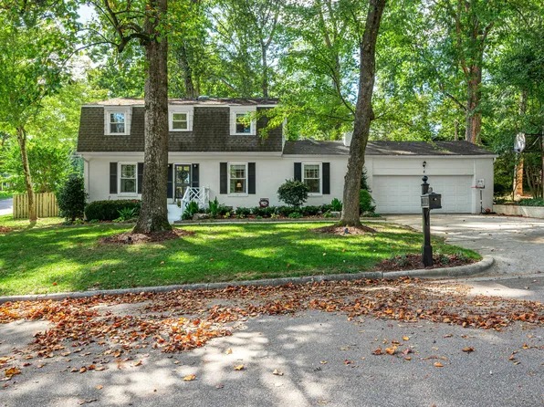 4901 Baylor Ct, Raleigh, NC 27609