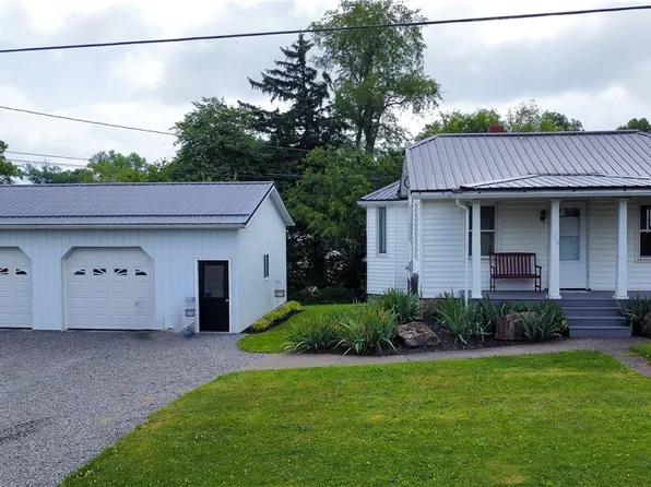 175 State St, Saxonburg, PA 16056