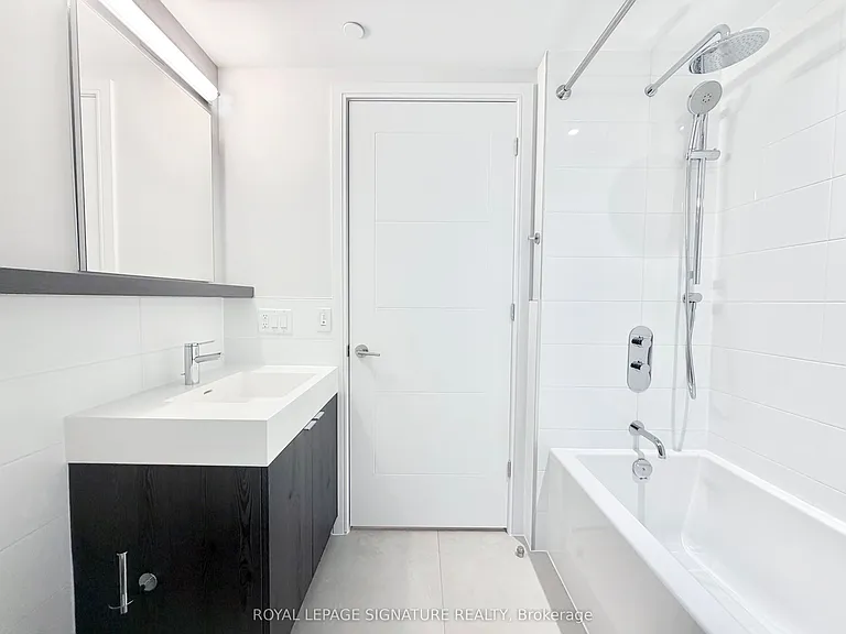 664 Spadina Ave #406 — Photo 15