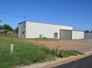 406 Wilbarger St, Vernon, TX 76384