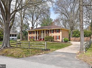 1118 Collingwood Rd, Alexandria, VA 22308