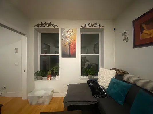 Rented by David Francis New York LLC | media 14