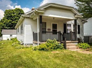 2802 Oak St, Bettendorf, IA