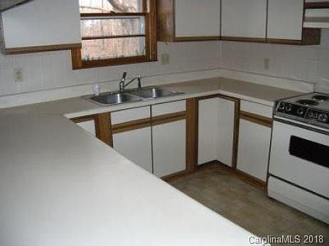 2nd image of 2333 Smith Dairy Rd