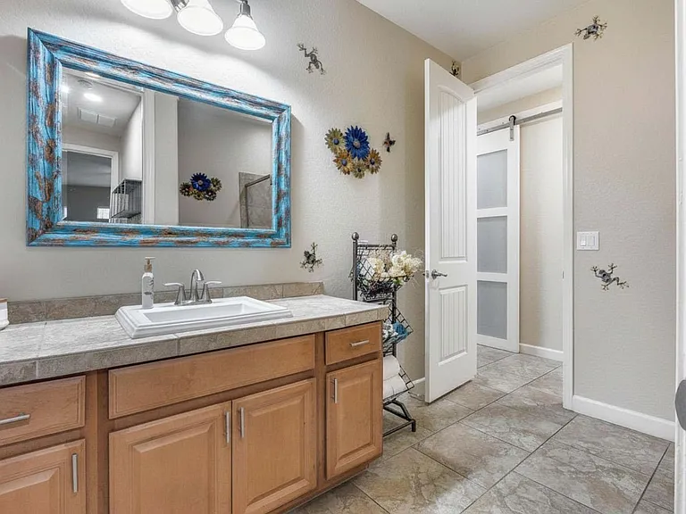 5826 W Plum Rd — Photo 16