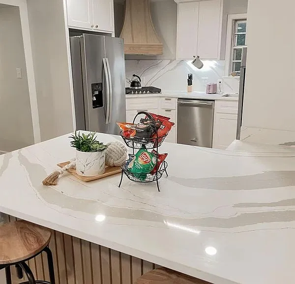 5355 Boone Ave — Photo 2