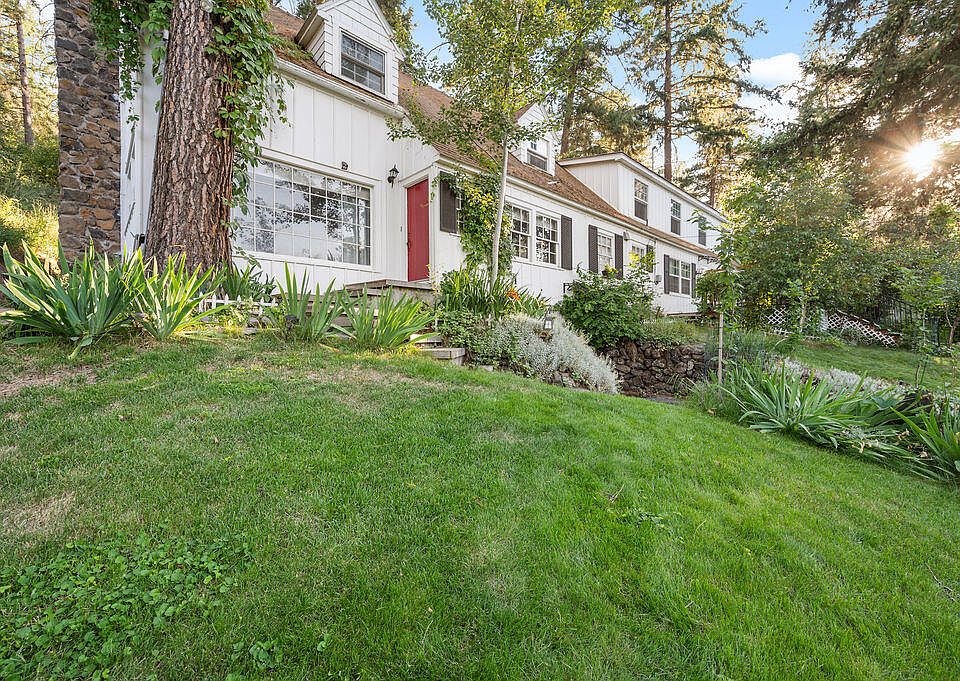 1963 Lakeshore Dr, Klamath Falls, OR 97601 MLS 220168206 Zillow