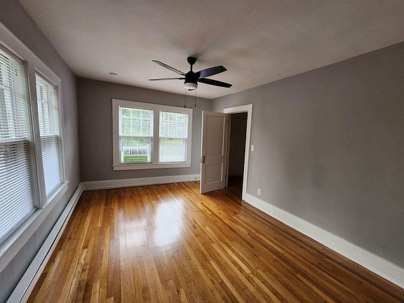 5th image of 807 N Church St #4