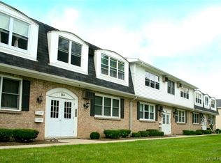 136 Sundridge Dr, Buffalo, NY 14228