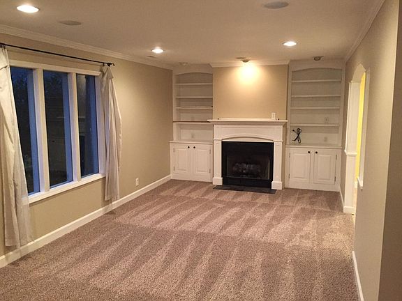 Living Room w/ gas firer place