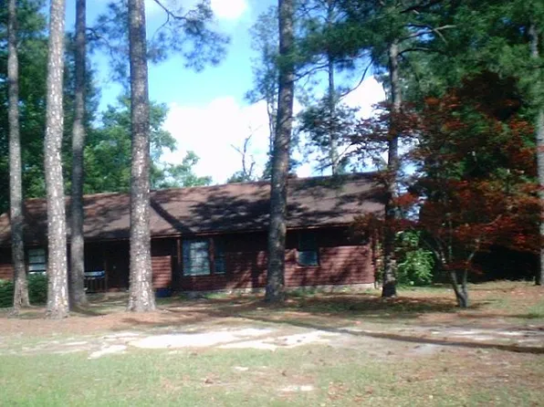 821 Robin Hood Trl, Statesboro, GA 30458