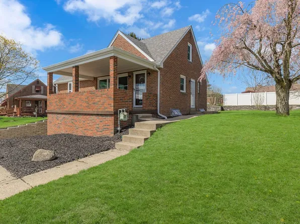 1795 Zehnder Rd, Ambridge, PA 15003