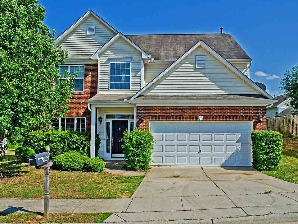 1st image of 102 Welsford Ct