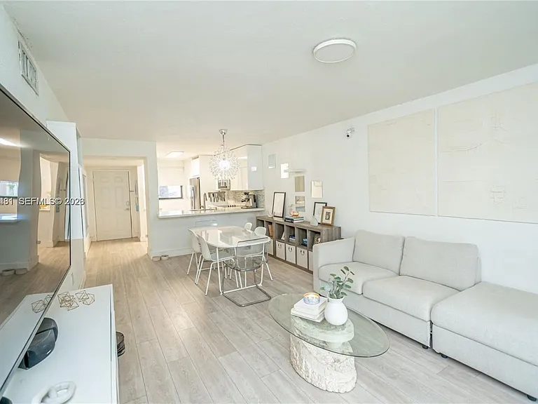 9856 Nob Hill Ln #9856 — Photo 14