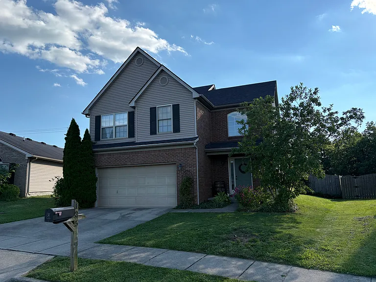 125 Grisham Dr — Photo 3