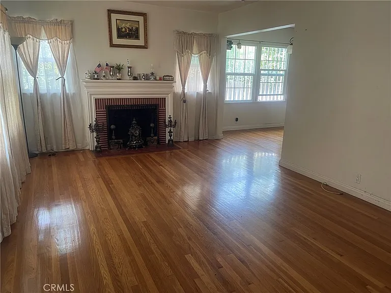 6207 Cloverly Ave — Photo 3