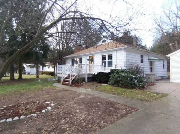 10620 Cady Rd, Jackson, MI 49201
