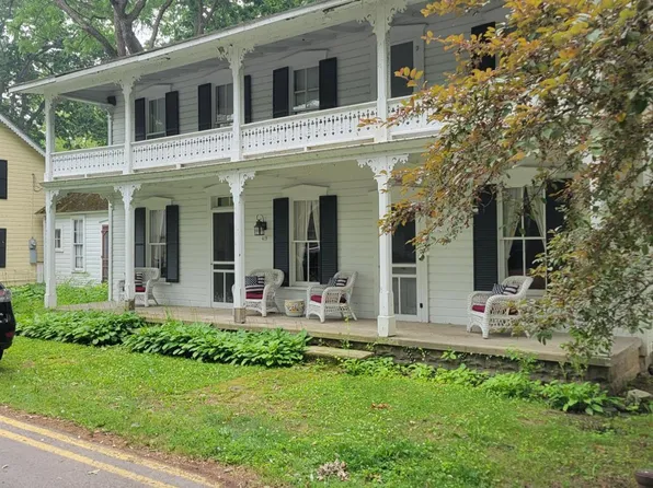 419 W 4th St, Lakeside Marblehead, OH 43440