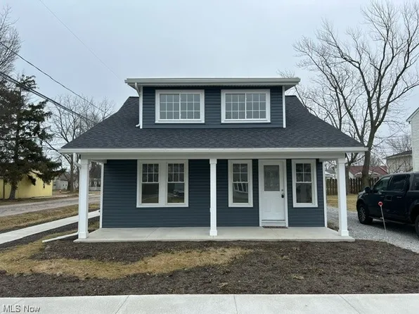 601 Grantwood Ave, Sheffield Lake, OH 44054