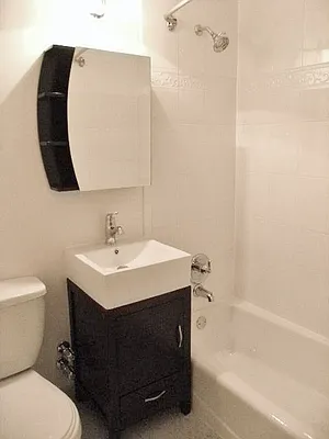 Rented by City Connections Realty | media 33