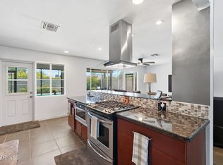 1321 E Earll Dr Drive, Phoenix, AZ 85014
