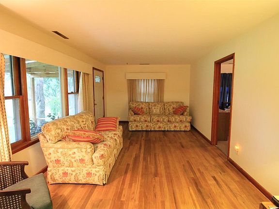 3rd image of 1509 W 14th Ave