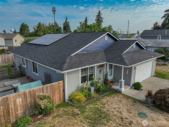 2nd image of 9816 Ramsay Drive SE
