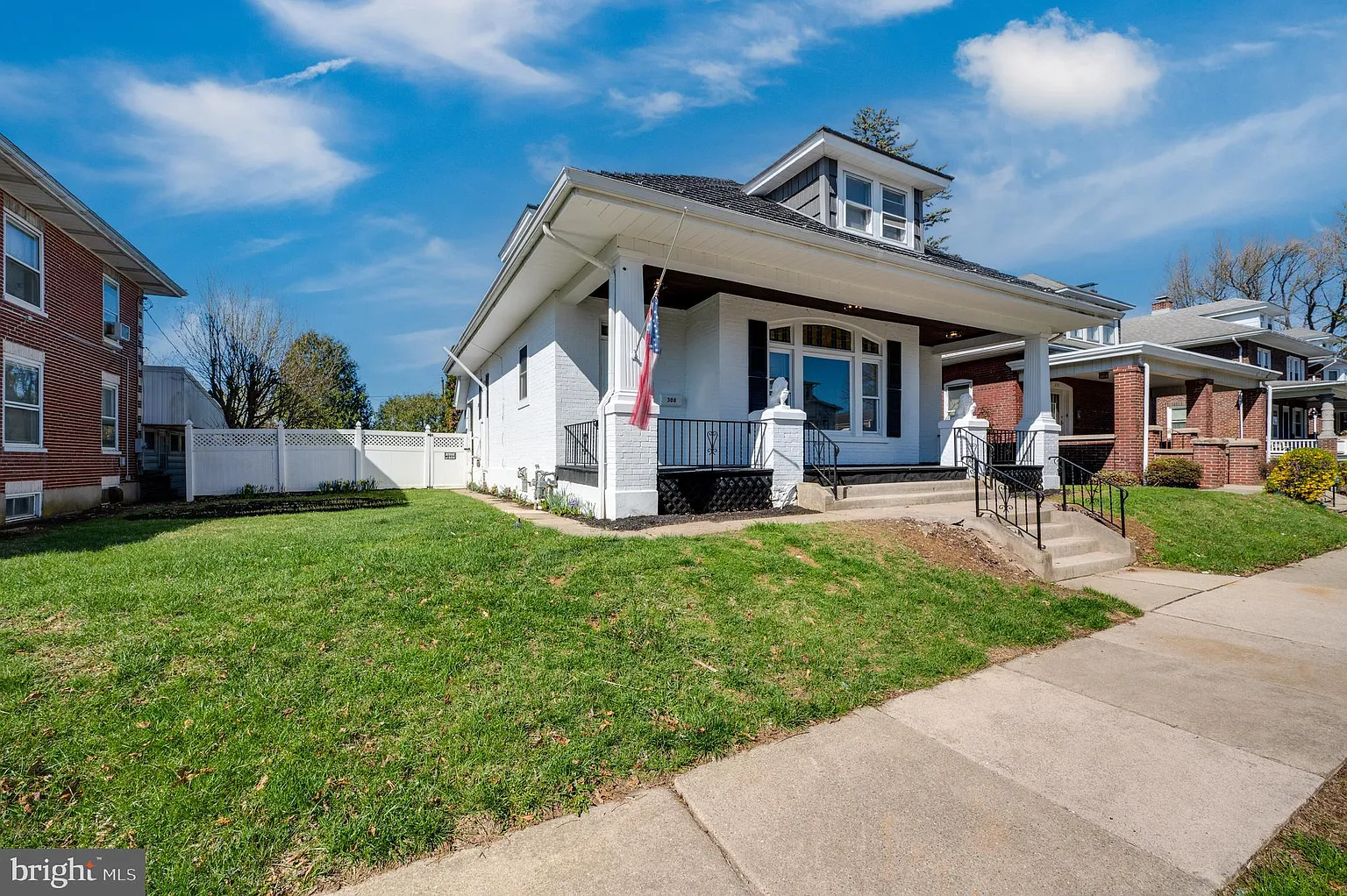 308 State St photo 1