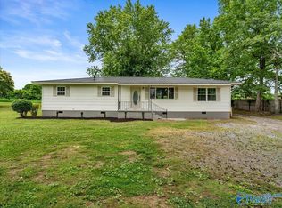 255 Vaughn Dr, Rainsville, AL 35986