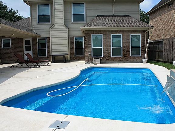 3rd image of 6842 Kemper Dr