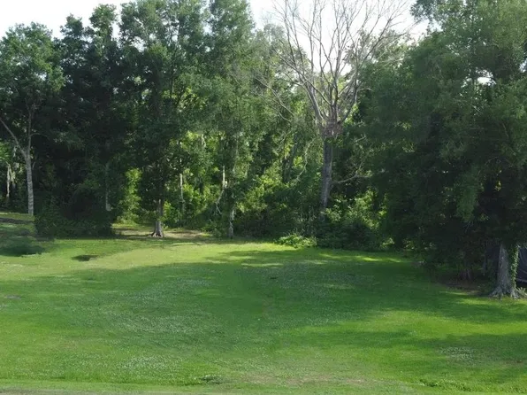 7 Fernwood Dr, Houma, LA 70364