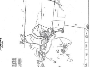 16 Rosetown Rd, Tomkins Cove, NY 10986