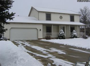 1547 Gulf St NW, Uniontown, OH