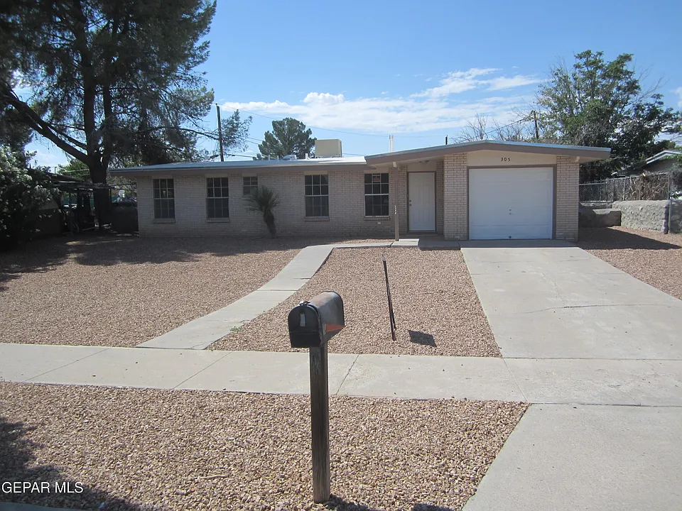 305 Corvena Way