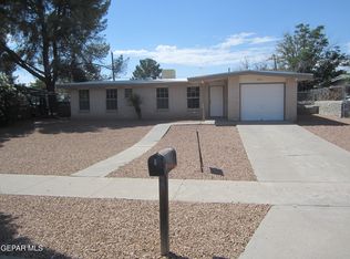 305 Corvena Way, El Paso, TX 79922