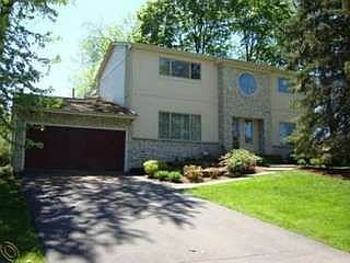 1st image of 2039 Deering Ave