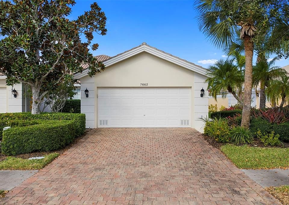 1st image of 7662 Pesaro Dr