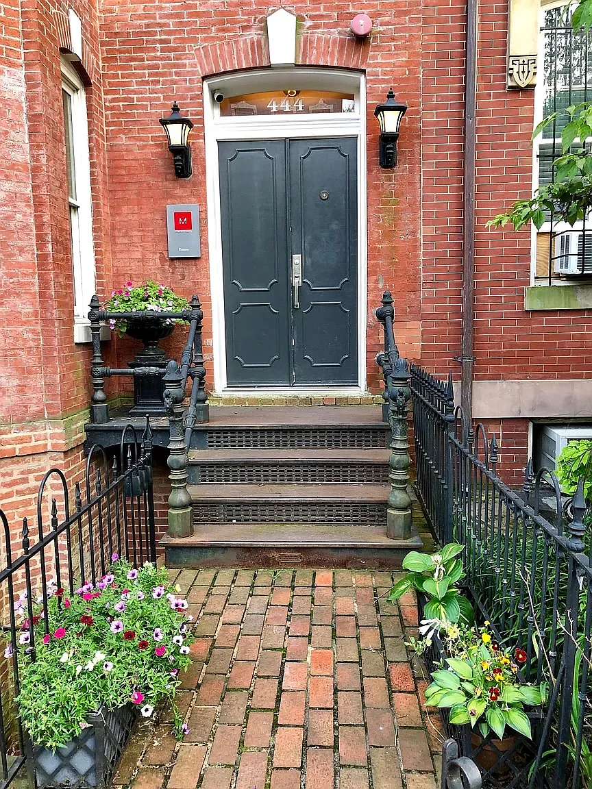 Building Photo - 444 M St NW #10
