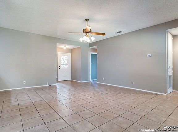 4th image of 5727 Hawaiian Sun Dr
