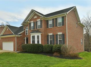 220 Oakmont Park Ct, Kernersville, NC 27284