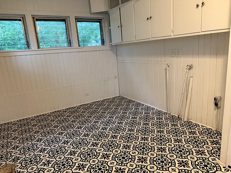 104 S 23rd Ave — Photo 12
