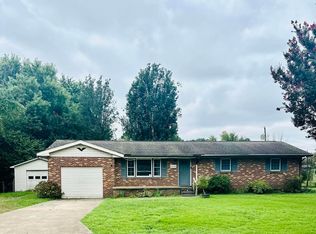 1504 Pinedale St, Athens, AL 35611