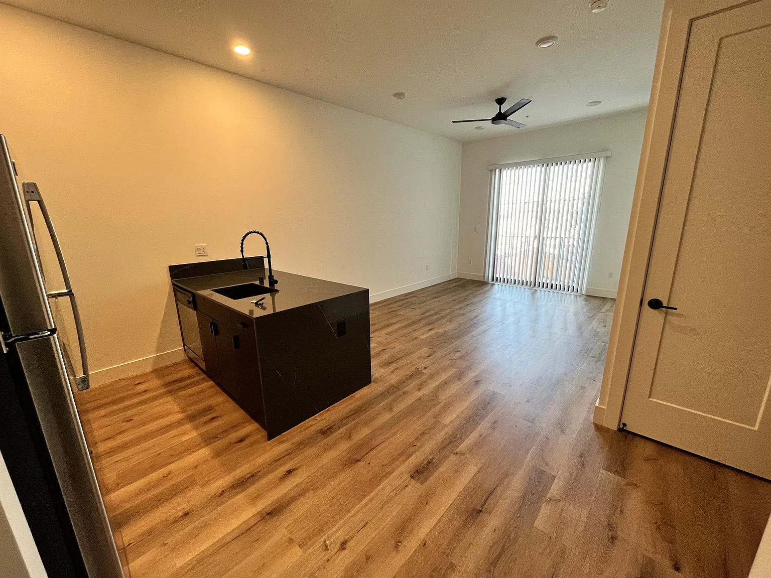 127 Ridge Street - 206 — Photo 2