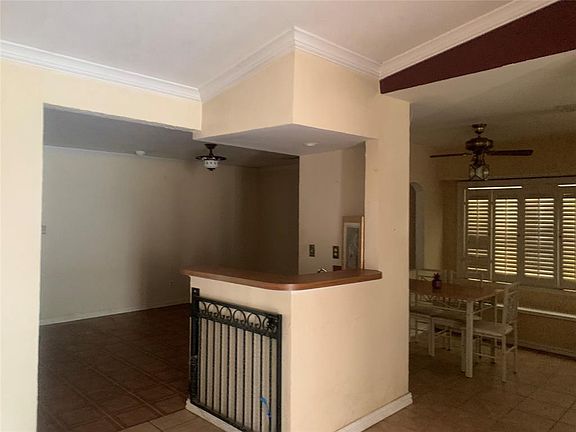 5th image of 3706 Magnolia Dr