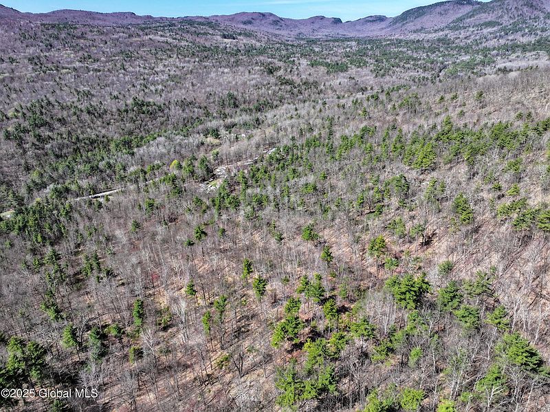 2nd image of 392 W Hague Road