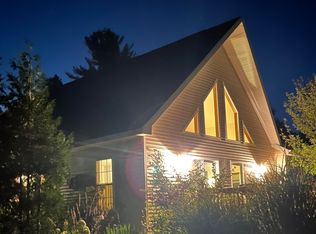 7735 Lagoon Dr, Alanson, MI 49706