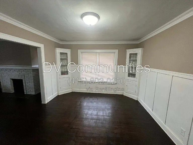 872 Helmsdale Rd #2 — Photo 5