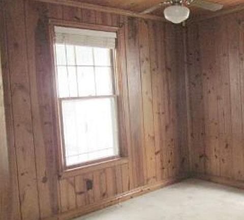 3rd image of 3339 Douglass Ave