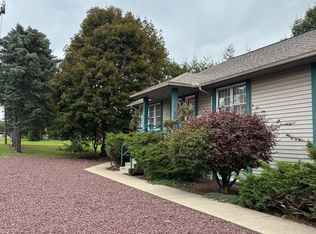 1703 Main St APT 2B, Olyphant, PA 18447