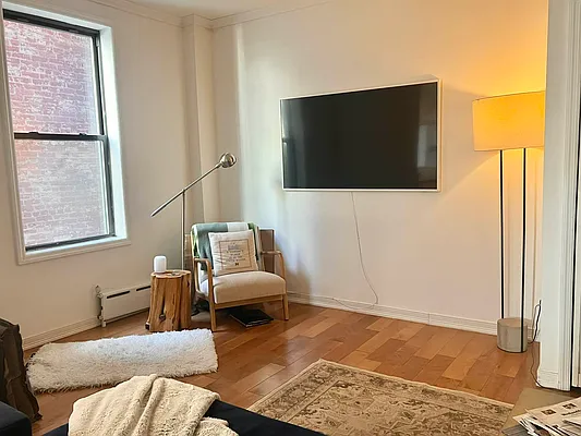 Rented by Compass | media 5